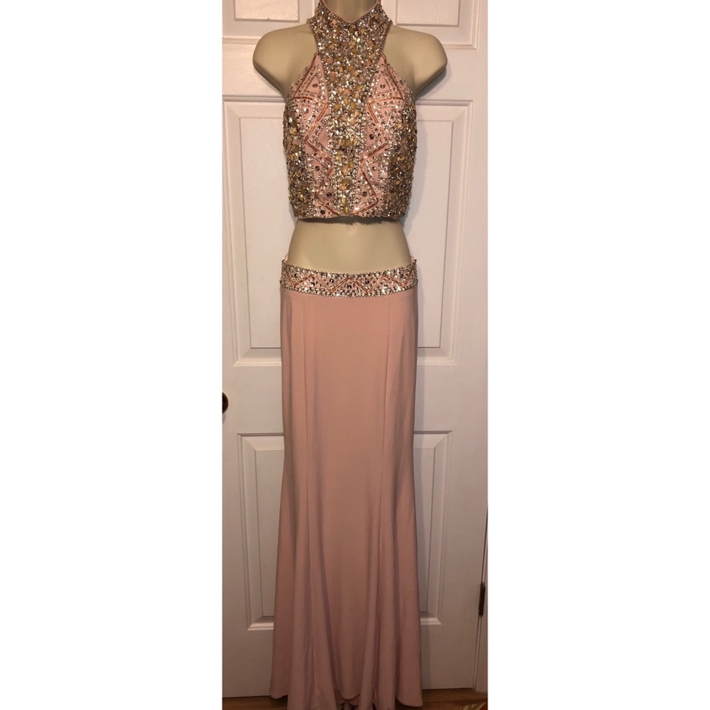 DAVE AND JOHNNY SIZE 5/6 TWO PIECE PROM DRESS!